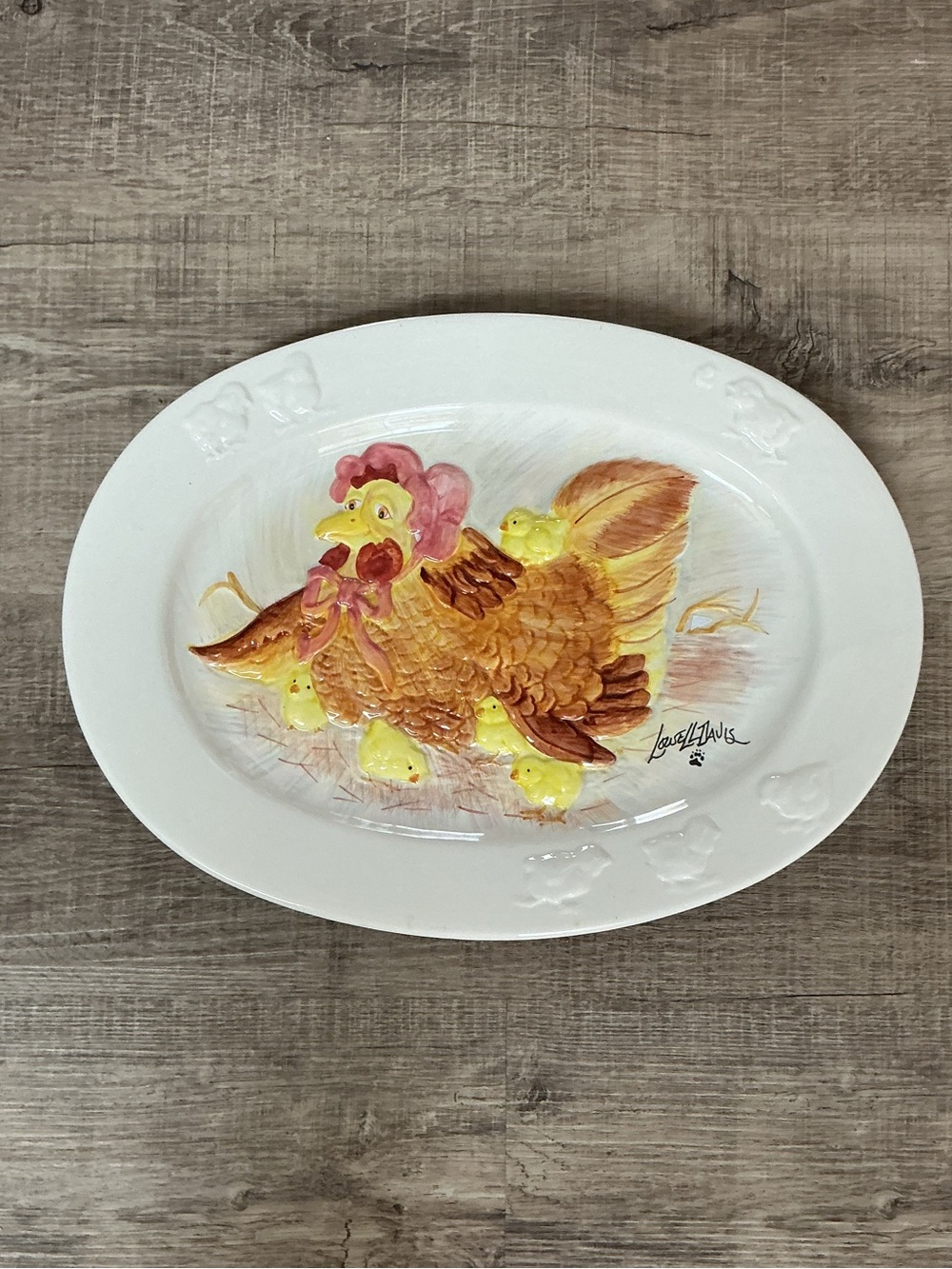 Hand-Painted Ceramic Hen & Chicks Serving Platter - White and Yellow